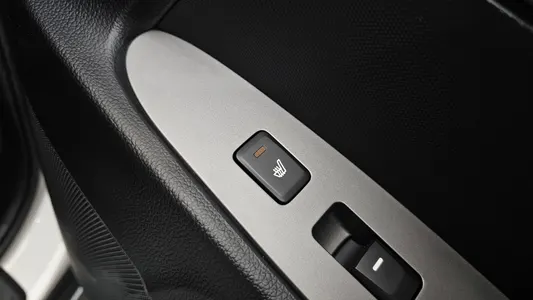 Kia R 2WD 2015 27