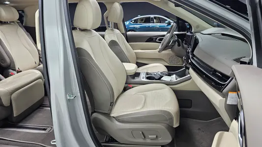 Kia 4 HEV 7 2024 26