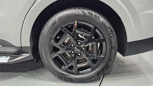 Kia 4 HEV 7 2024 21