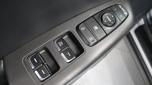 Kia 4 2.0 2WD 2017 12