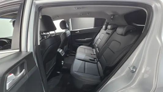 Kia 4 2.0 2WD 2017 18