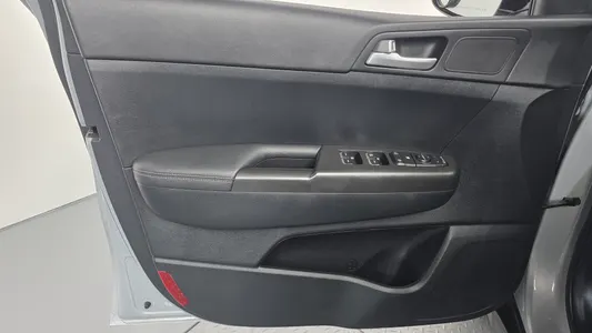 Kia 4 2.0 2WD 2017 25