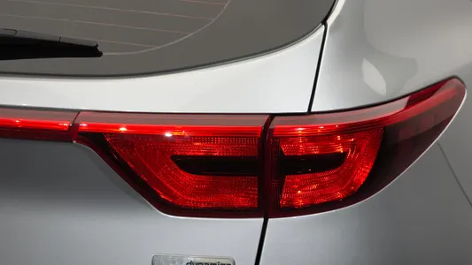 Kia 4 2.0 2WD 2017 23