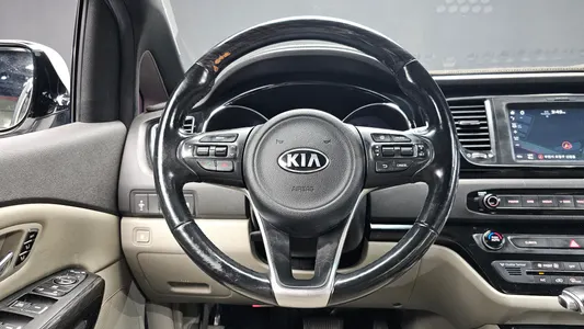 Kia 카니발 7 2016 13