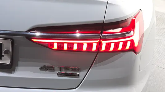 Audi A6 (C8) 45 TFSI 2019 24