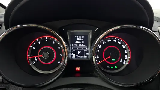 KG Mobility 티볼리 아머 2WD 2017 8