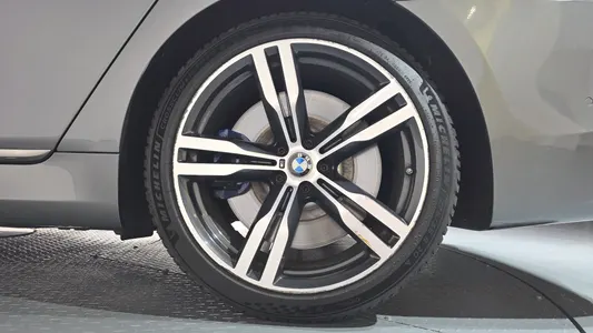 BMW 7 Series (G11) M760Li xDrive 2017 22