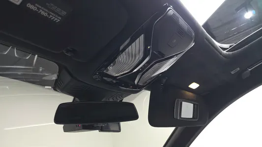 BMW 7 Series (G11) M760Li xDrive 2017 28