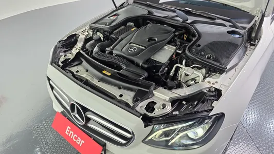 Mercedes-Benz E-Class W213 E250 2020 6