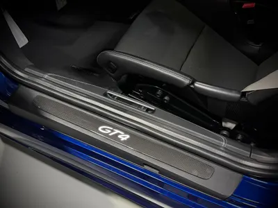 Porsche 718 4.0 GT4 2023 5