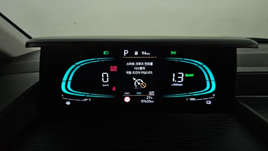 Hyundai Staria HEV 1.6 5 2024 8