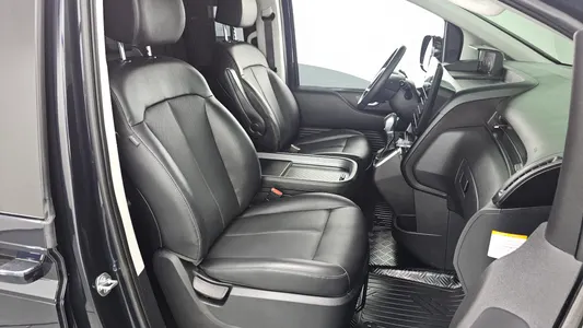 Hyundai Staria HEV 1.6 5 2024 11