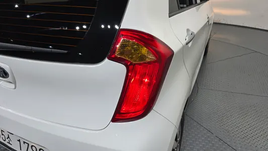 Kia 모닝 2013 23