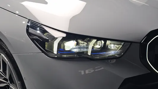 BMW 5 Series (G60) 520i 2025 22