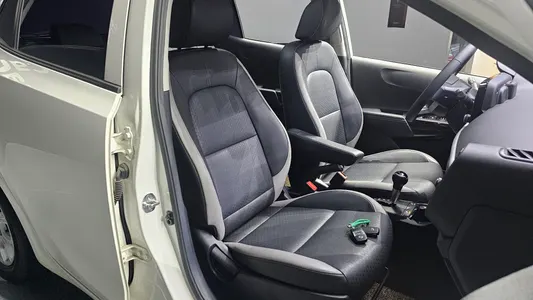 Kia (JA) 2017 12