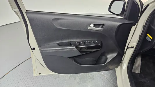 Kia (JA) 2017 24