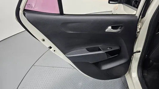 Kia (JA) 2017 25