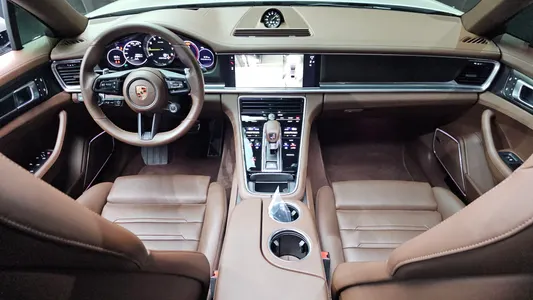 Porsche (971) 2.9 AWD E- 2023 7