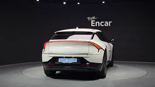 Kia EV6 2023 4