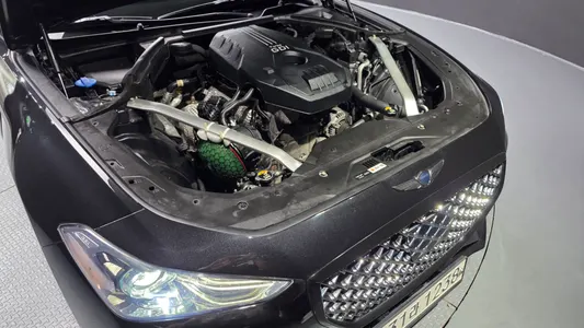 Genesis G70 2.0T AWD 2019 6
