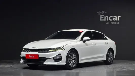 Kia K5 3 2.0 2023