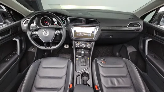 Volkswagen 2 2.0 TDI 2019 7