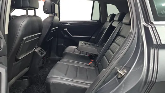 Volkswagen 2 2.0 TDI 2019 11