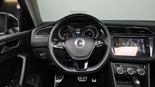 Volkswagen 2 2.0 TDI 2019 12