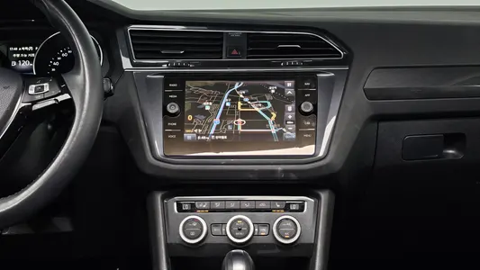 Volkswagen 2 2.0 TDI 2019 13