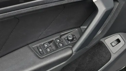 Volkswagen 2 2.0 TDI 2019 28