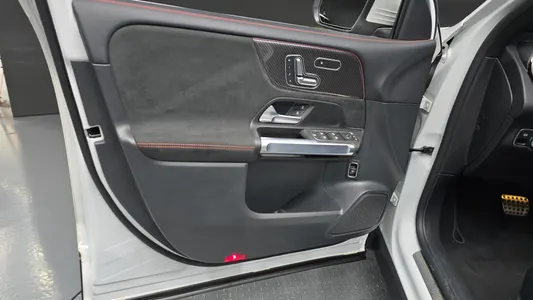 Mercedes-Benz GLB-Class X247 AMG GLB35 4MATIC 2023 24