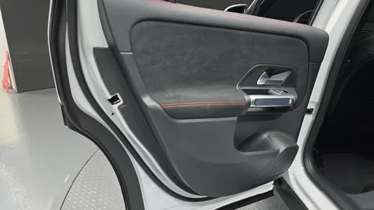 Mercedes-Benz GLB-Class X247 AMG GLB35 4MATIC 2023 25