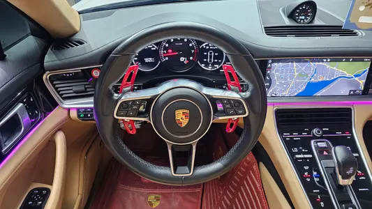 Porsche (971) 3.0 AWD 2018 13