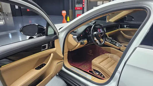 Porsche (971) 3.0 AWD 2018 10