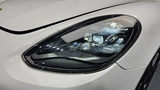 Porsche (971) 3.0 AWD 2018 22