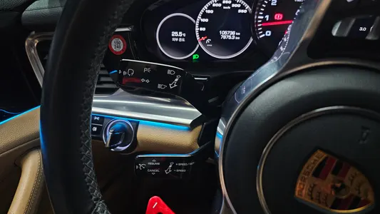 Porsche (971) 3.0 AWD 2018 31