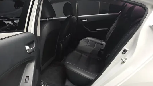 Kia K3 2018 11