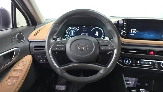 Hyundai (DN8) 2020 13