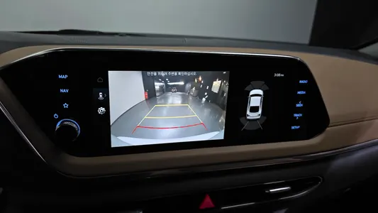 Hyundai (DN8) 2020 15
