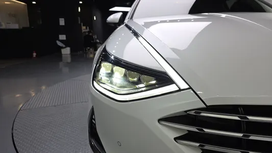 Hyundai (DN8) 2020 22