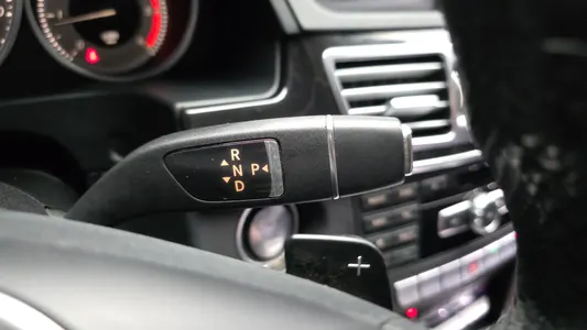 Mercedes-Benz E-Class W212 E220 2015 9