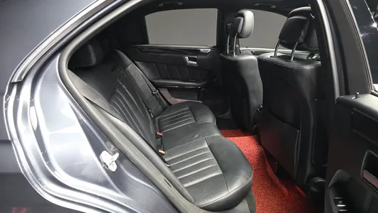 Mercedes-Benz E-Class W212 E220 2015 12