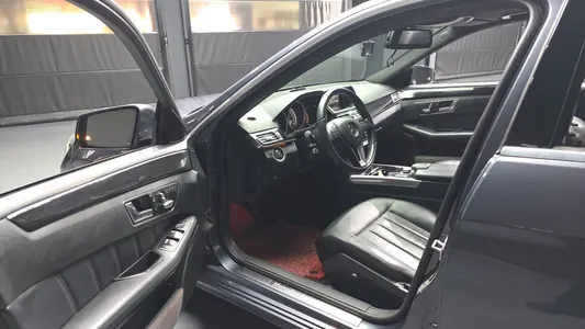 Mercedes-Benz E-Class W212 E220 2015 10