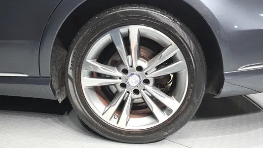 Mercedes-Benz E-Class W212 E220 2015 21