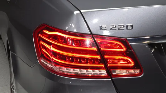 Mercedes-Benz E-Class W212 E220 2015 23