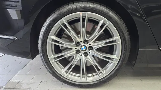 BMW 7 Series (G11) M760Li xDrive V12 2020 5