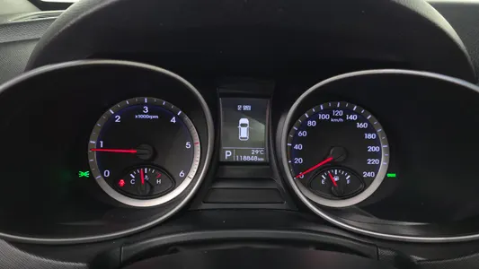 Hyundai DM (e-VGT) 2.0 2WD 2013 8