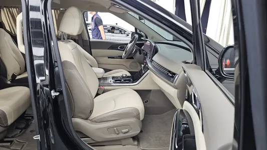 Kia Carnival 9 2020 11
