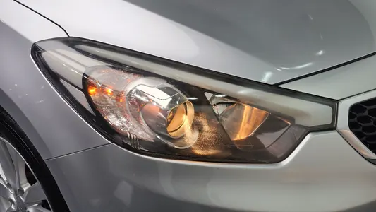 Kia K3 2013 23
