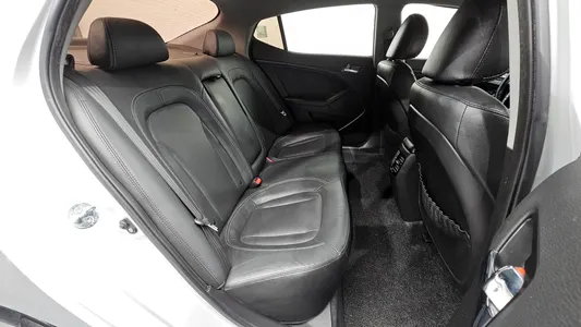 Kia K5 LPI 2010 18